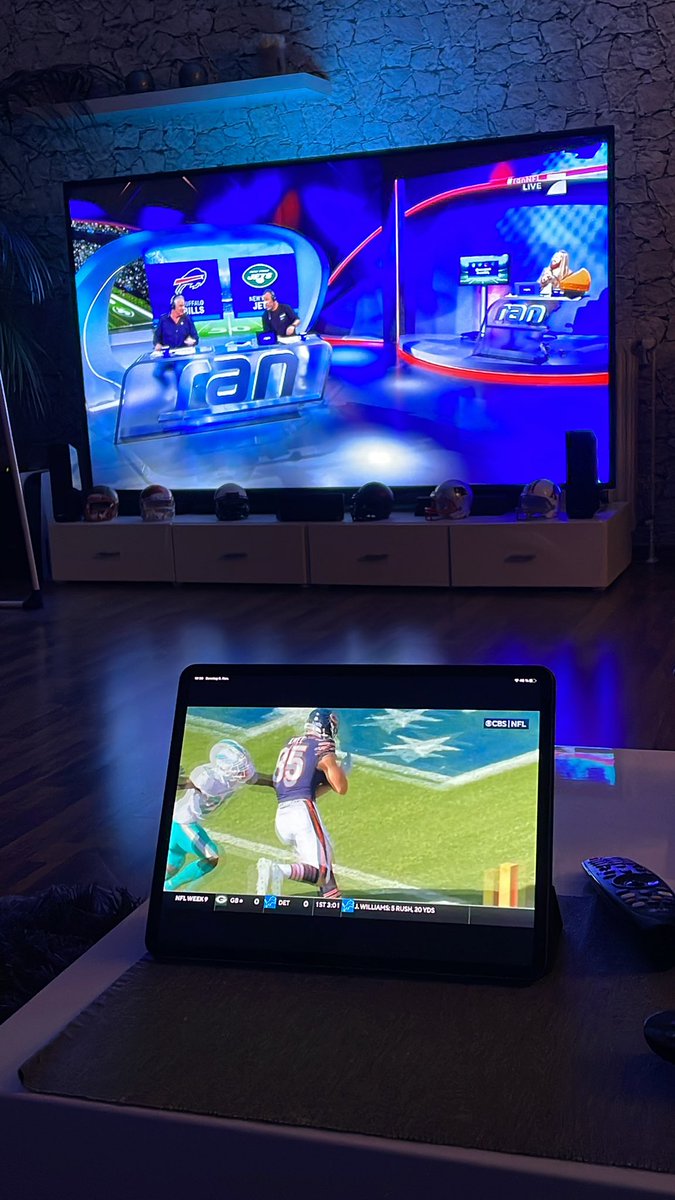 An jedem verdammten Sonntag 🏈 @rannfl_suechtig <a href="/Icke41/">Icke Dommisch</a> <a href="/EsumePatrick/">Patrick Esume</a> <a href="/stecker_jan/">Jan Stecker</a> <a href="/ransport/">ran</a>