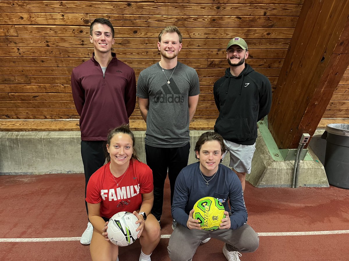 GHagrids's tweet photo. The Gryffindor Hagrids were all smiles during picture day!! @CortlandSportEd https://t.co/RRTgRRykSE