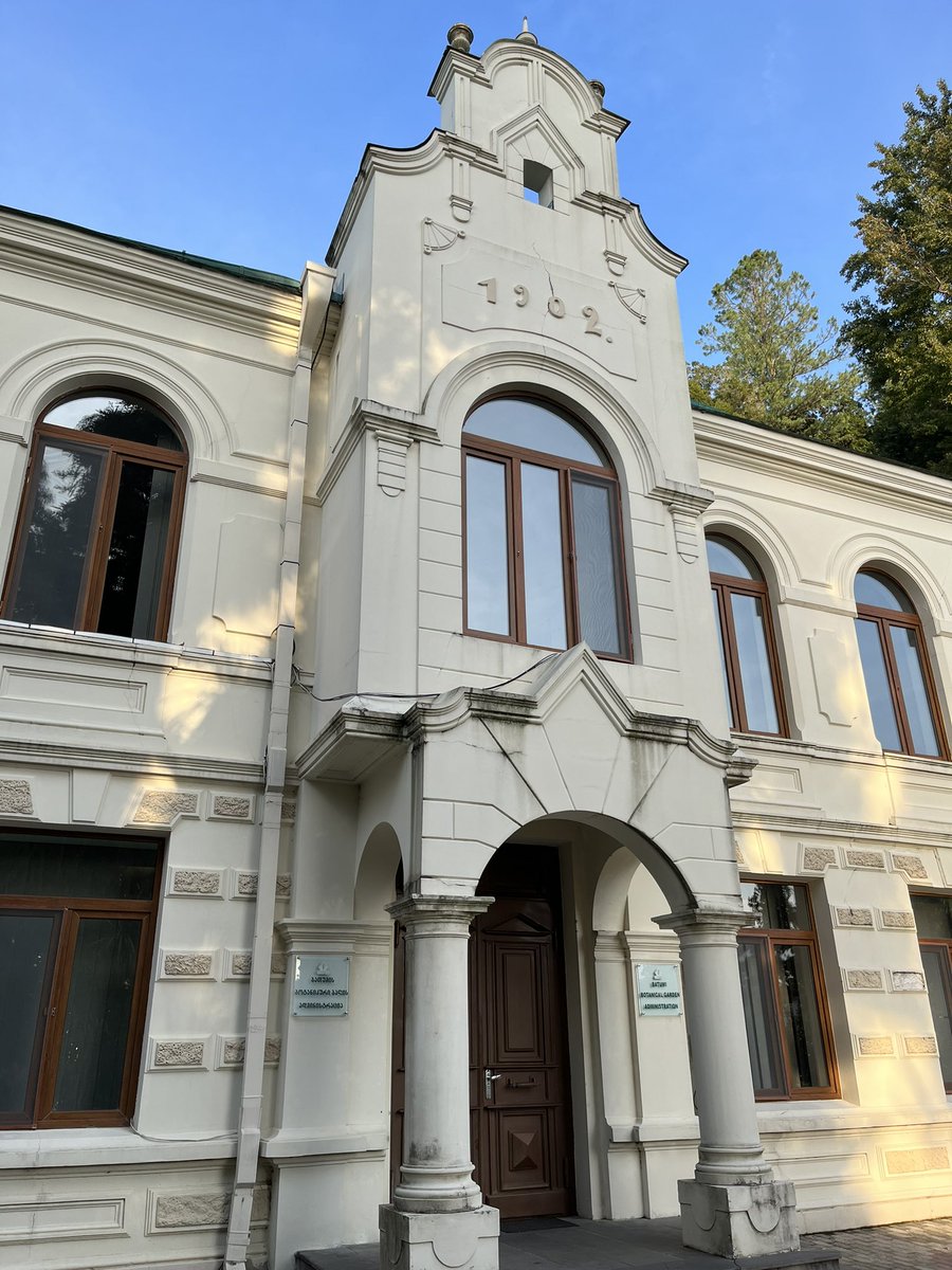 interpret's tweet image. Arrival to Batumi Botanical Garden on the Black Sea for a two-day workshop supporting the development  of @EE Programs in the region