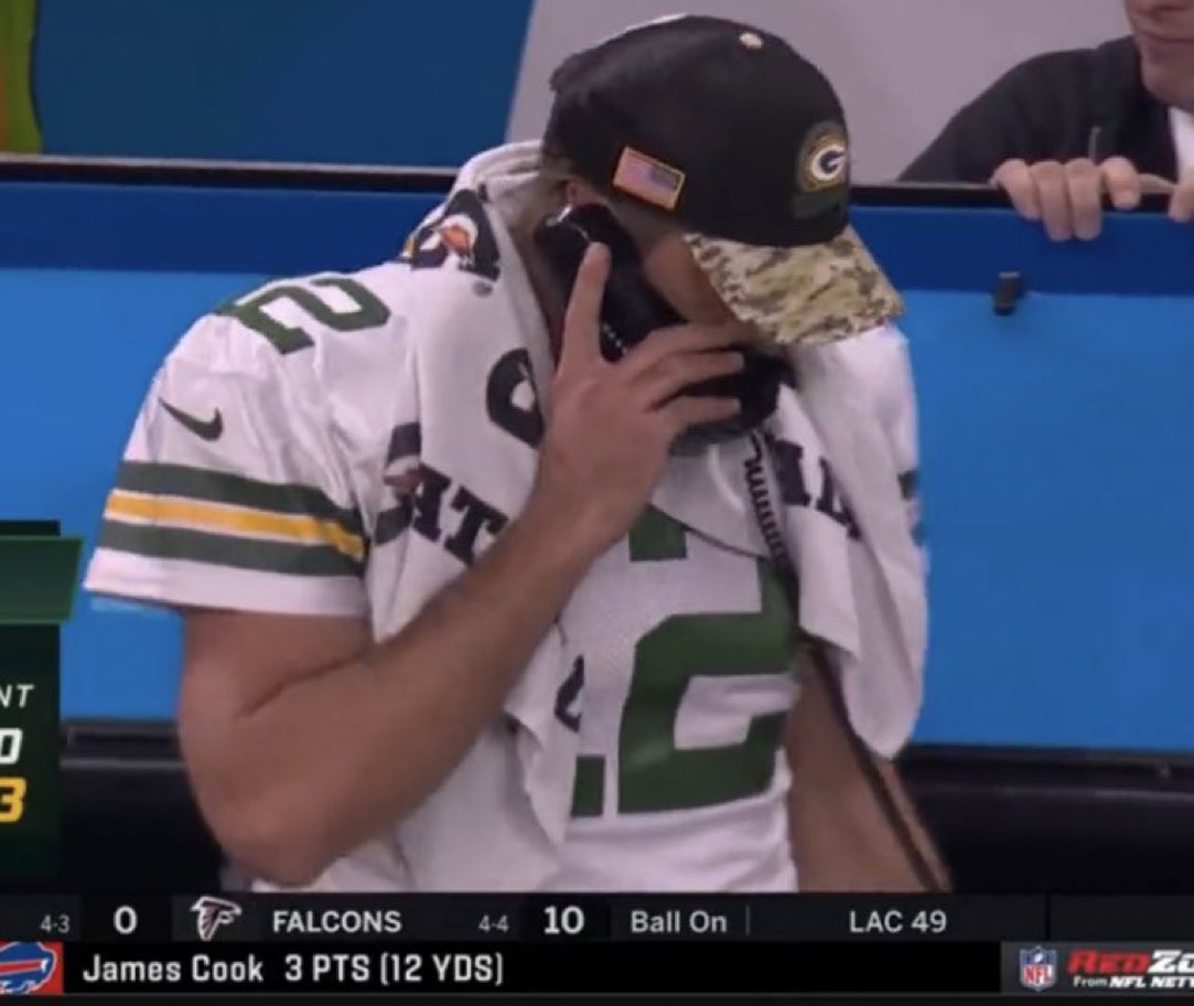 cheeseheadtv's tweet photo. answer it @obj 😭 https://t.co/ngYNfjw2vk