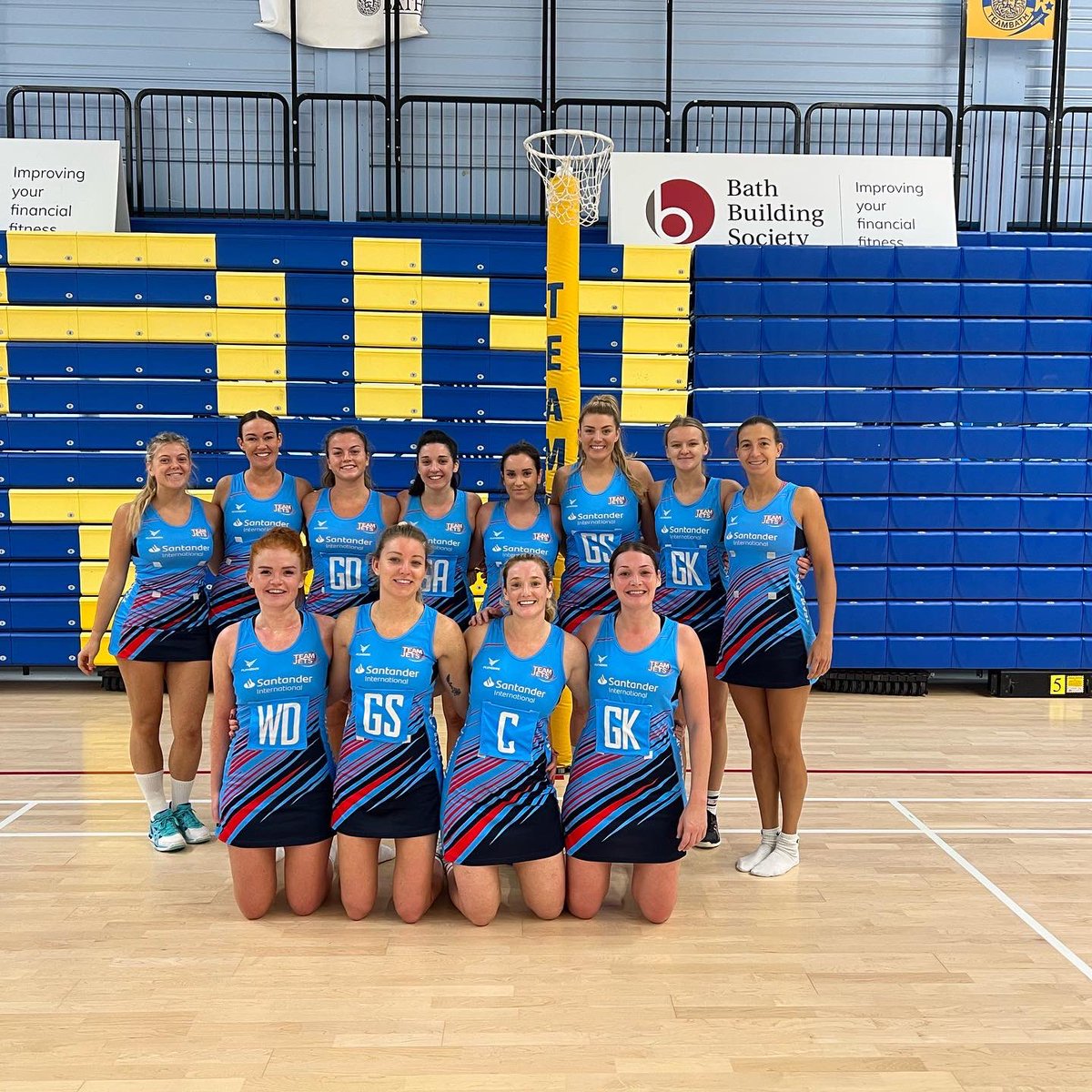 TEAM JETS WIN VS MAVERICKS 

❤️14-8
💙23-21
❤️32-28
💙43-42

POM Jodie ❤️⭐️💙
 
Full match report on Facebook and Instagram 🫶