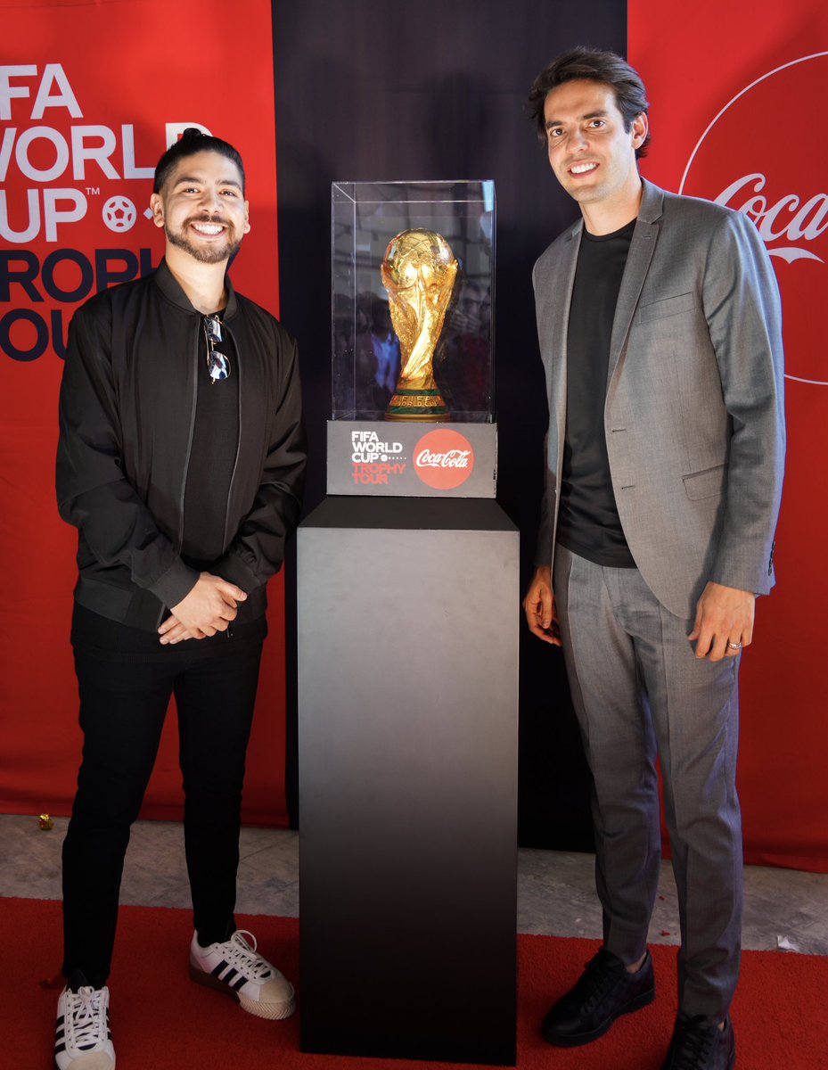 Castro1021 tweet media