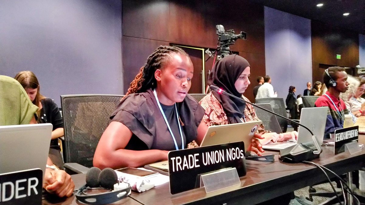 "It is going to be a difficult #COP27  because the window is closing on us to tackle the climate crisis." Rebecca Okello - speaking for the global workers movement at #COP27 - calls for a workers' focused #JustTransition with #SocialDialogue and #LabourRights 1/2👇