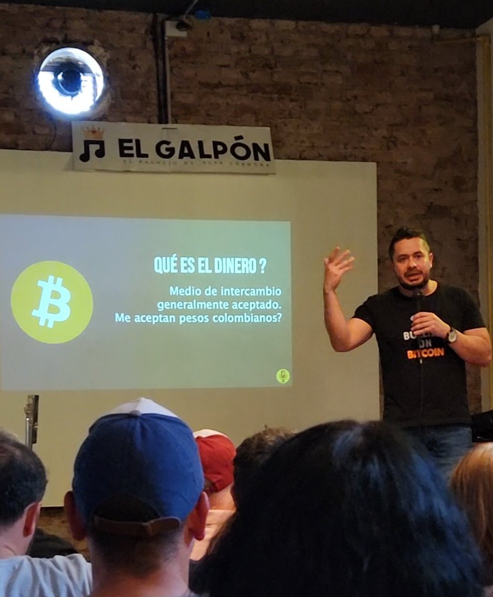 MikeArg10's tweet photo. Gran encuentro ayer el de #HablemosBitcoin en #Cordoba con @juanbiter 🇨🇴 y @BtcAndres 🇨🇴, organizado por @cordoba_bitcoin, como parte de la previa a @labitconf #BsAs ‼️🔥 https://t.co/YrLmZ0Qklg