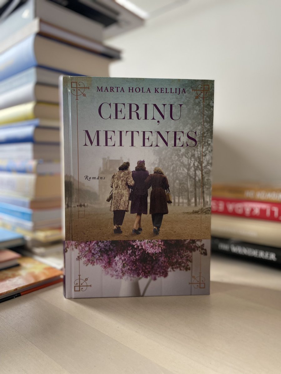 Aizraujošs vēsturisks romāns par trīs dažādu sieviešu likteņiem Otrā pasaules kara laikā. 
p
Patika tas, kā autore stāstā iepludinājusi reālus notikumus un personības. Arī tas, ka notikumi ietiecas laikā pēc kara beigām. Ļoti labi parādīts tas, ka visi esam saistīti.  
Dodu 4/5*