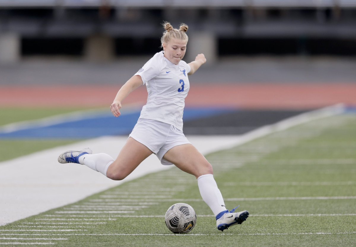 First half 📸 🤘

#UBhornsUP | #WeAreOne | #CARE