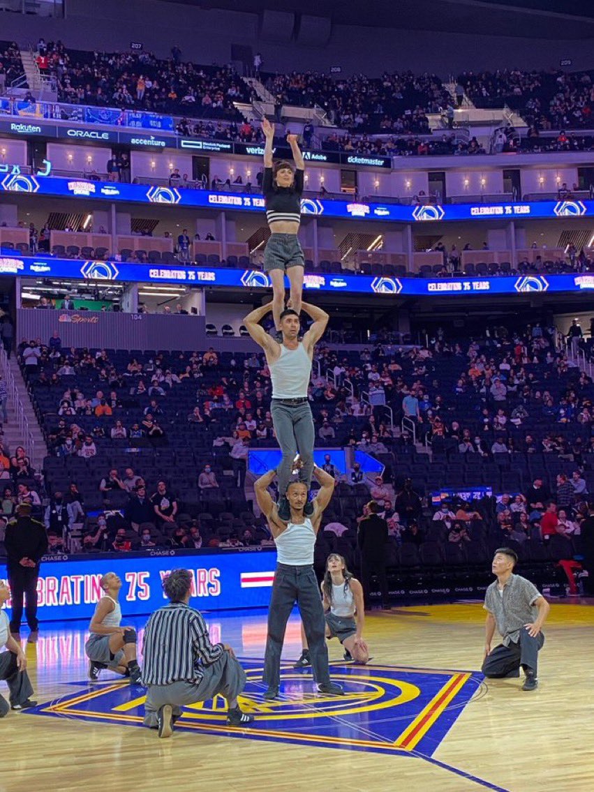 clubfugazisf's tweet image. We’ll be there, too! Catch @The7Fingers acrobats performing at the quarter break.