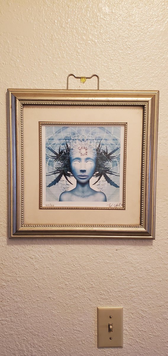 nauticalunless2's tweet image. Je ne sais pas comment ce morceau s'appelle, WAD m'a donné pour mon anniversaire.