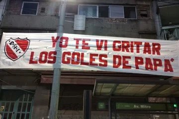 ElMichalito's tweet photo. Cada uno festeja lo que puede https://t.co/gYdXmL24TX