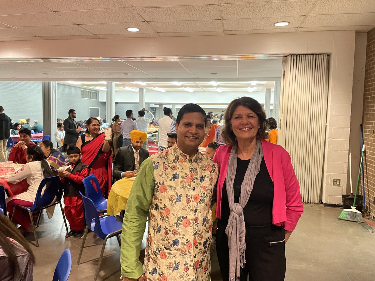 Diwali Dhamaka 2022. Enjoying hood food dnd company celebrating the Festival of Lights. #ldnont