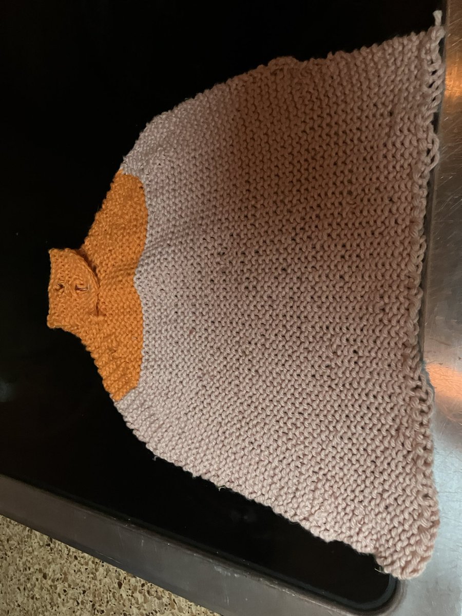 JonPSU77's tweet photo. Hanging knitted kitchen towel https://t.co/fN3YxPtXEd