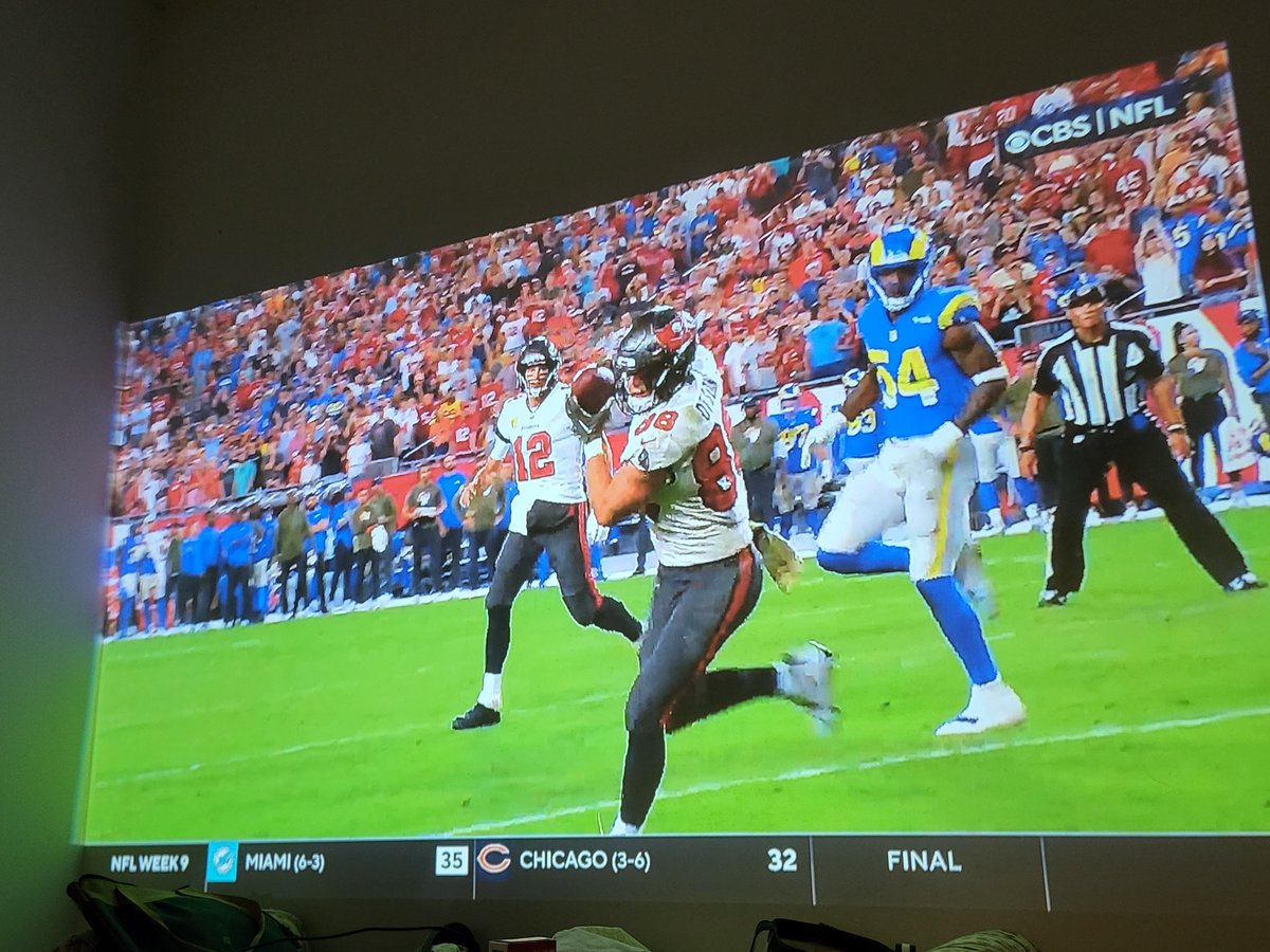 justinph615's tweet photo. Congratulations to @TomBrady and @Buccaneers for a great throw and catch at the endzone🏈🏈🏴‍☠️ https://t.co/IwppdKBGRl
