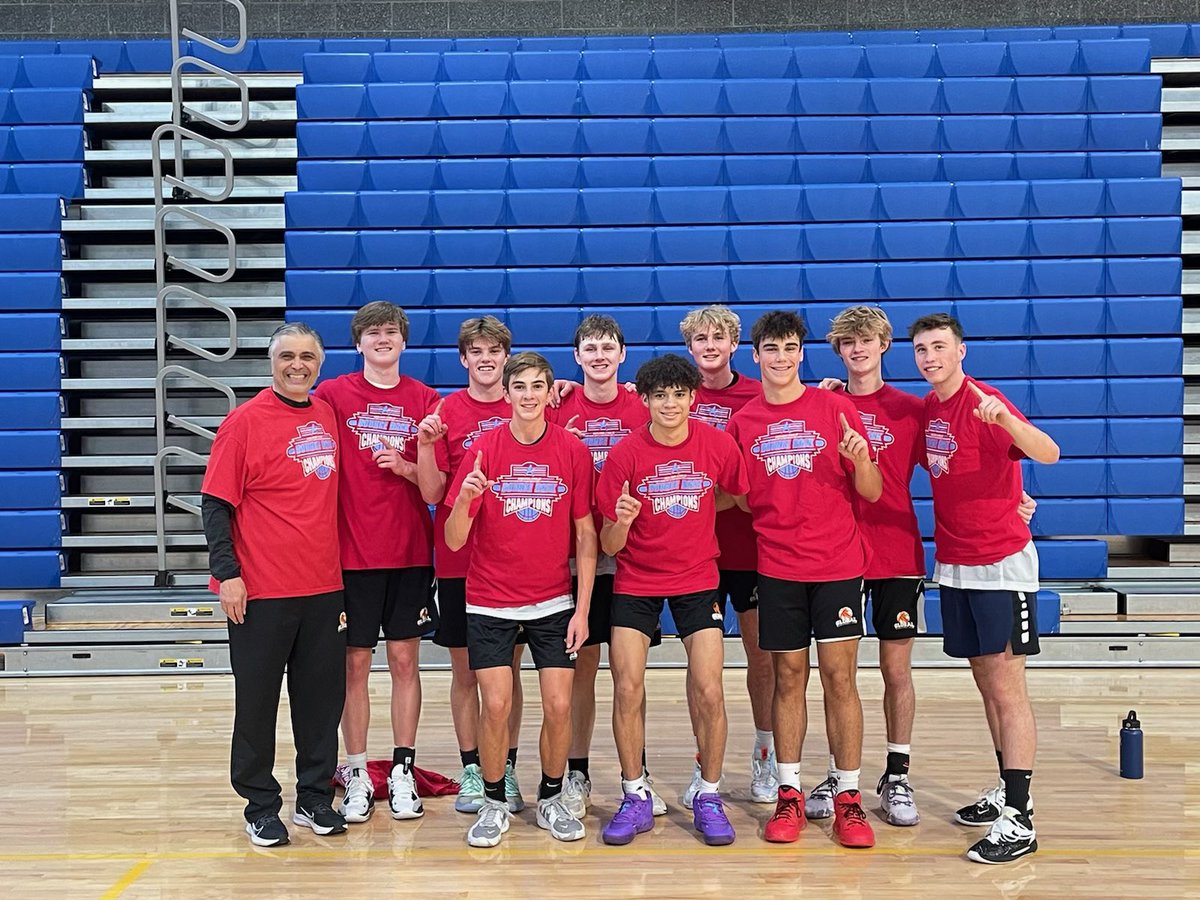Congratulations to our 17U team for winning the #championship of the Bounce Back Tournament at Tahoma High School!! <a href="/miang59/">Michael</a> <a href="/ellenorea/">ellenore</a>