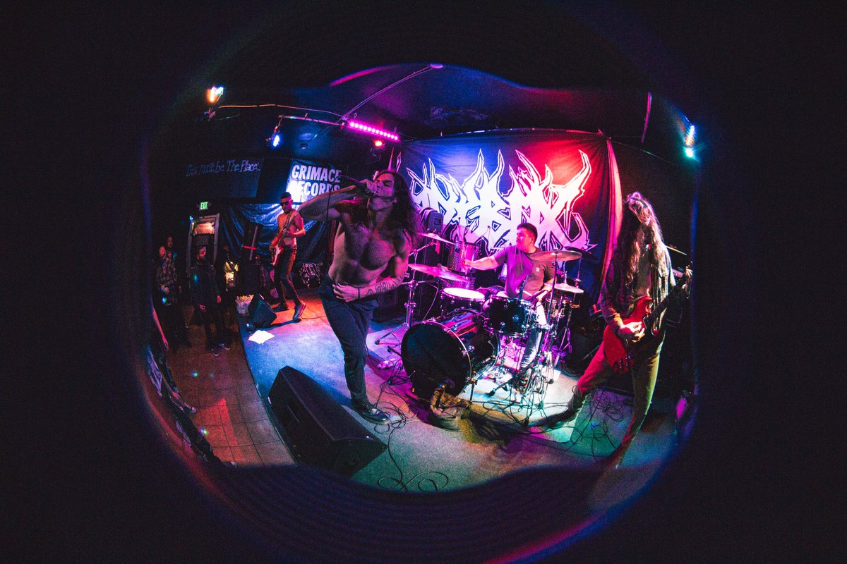 Idk man this shit just makes me happy 

<a href="/SixthSenseTX/">SIXTH SENSE</a> 
<a href="/DanIsScum/">DanTheMan🧙🏼‍♂️</a> 
11.05
The End