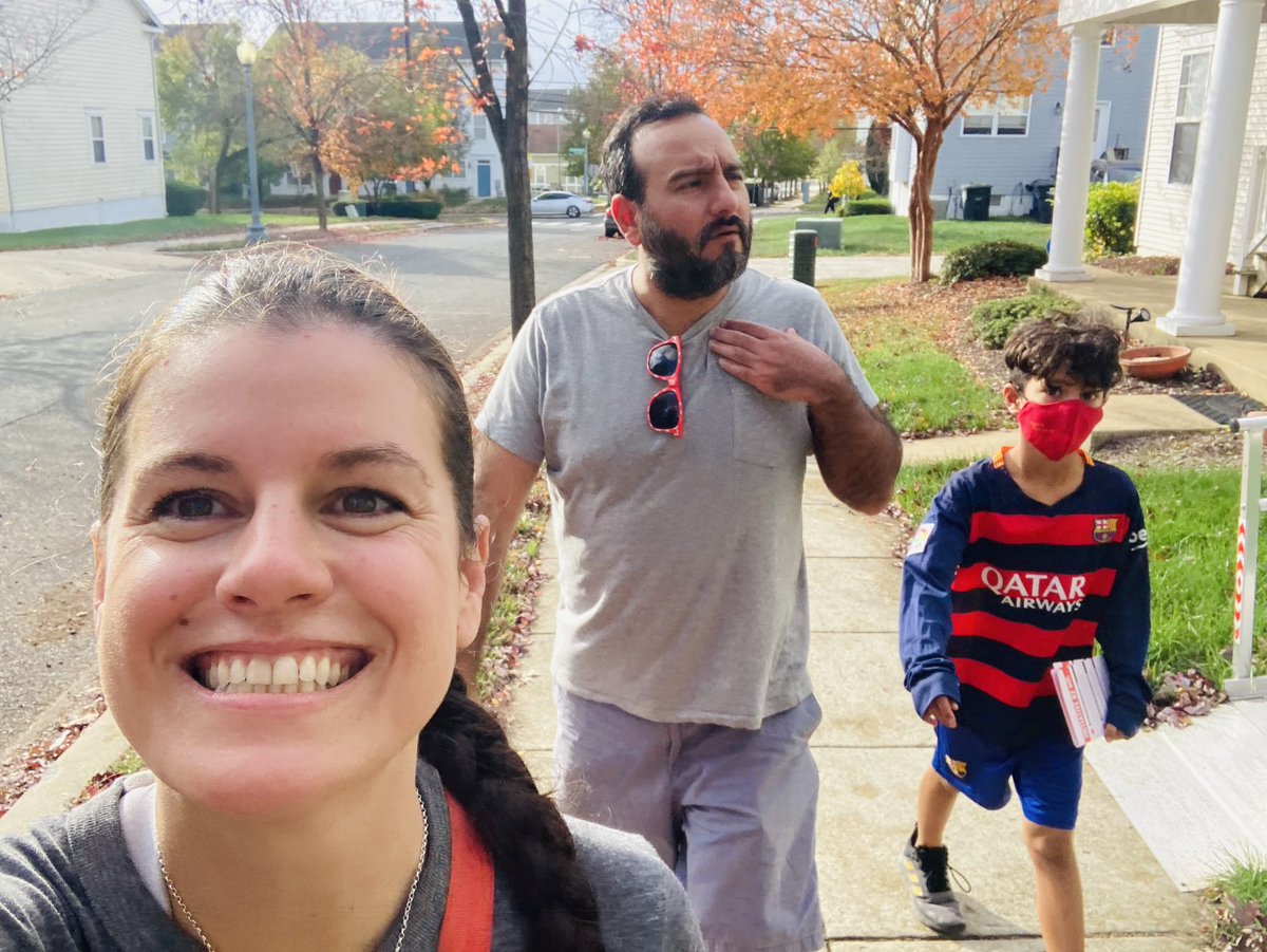erinfordc's tweet image. Ran into some friends while door knocking in support of Initiative 82 to raise the subminimum wage for tipped workers. We had a great time in the Great Ward 8.