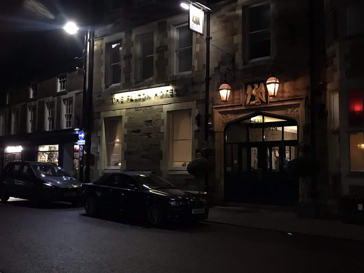 To the <a href="/TheFalconHotel/">The Falcon Hotel</a> #Uppingham for a concert by violinist Freya Goldmark organised by <a href="/RutlandHS/">Rutland High Sheriff</a> to raise funds for <a href="/CFRSRUTLAND/">Rutland CFR's</a>. I have never heard #DannyBoy played with more feeling. 

You can donate to save lives in #Rutland via rutlandfirstresponders.co.uk/about-us/