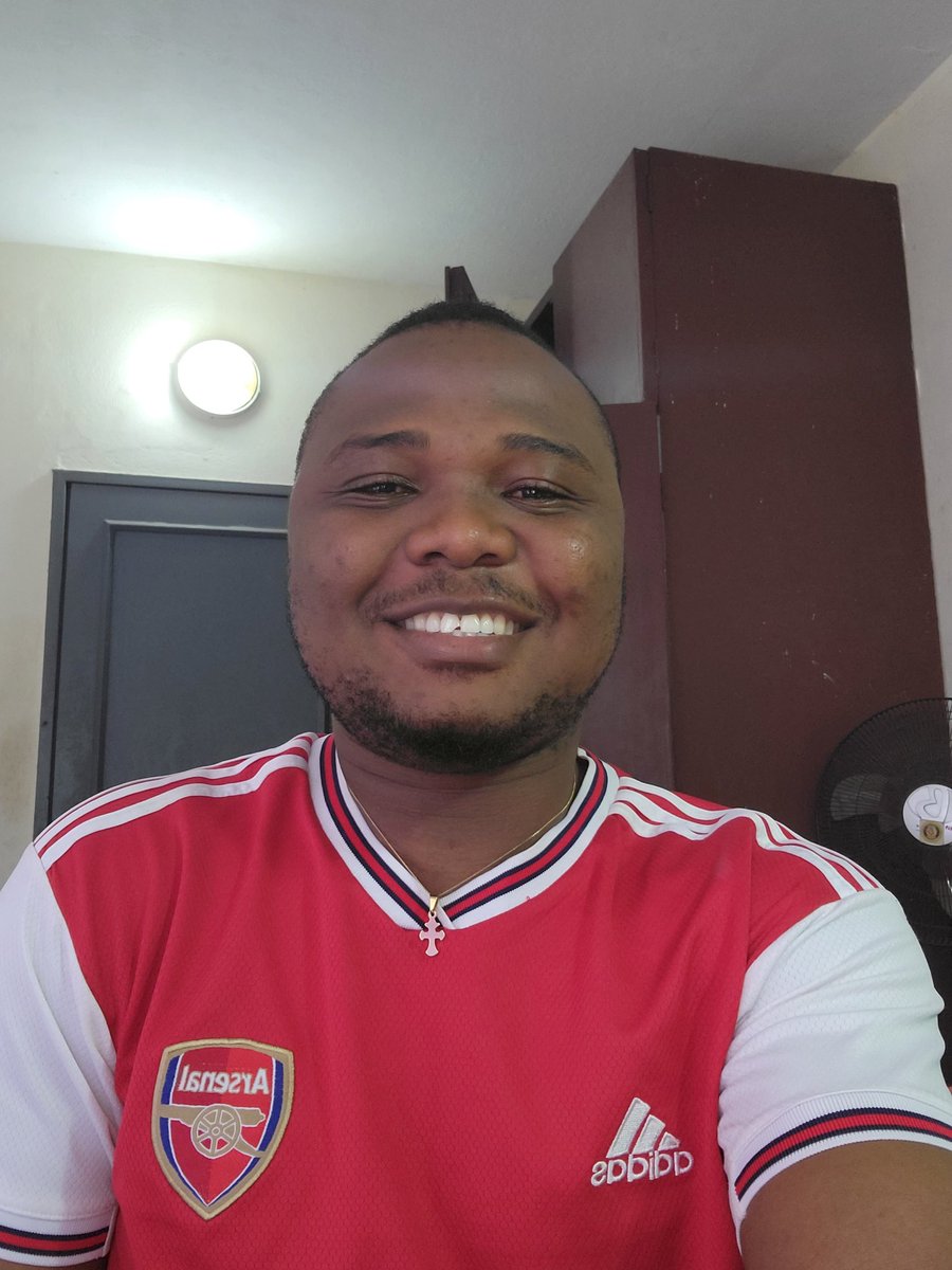 BahmeJoseph's tweet photo. I'm always intentional wearing this on 😁🥰❤
It's us or no one else....
Feels good to be here 🤣🤣🥰😁❤
.#Gunners_for_life❤❤❤ https://t.co/S7b45b1WYv
