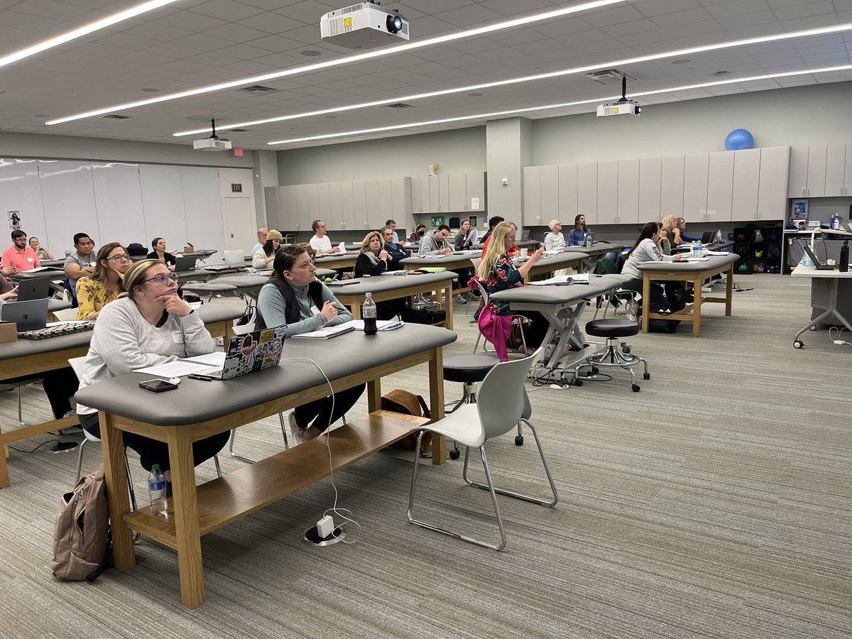 laschrodt's tweet photo. Wrapping up Course 1 of  @APTA_Geriatrics Balance &amp; Falls Credential. A weekend of great ideas &amp; terrific discussion! Congratulations to all the participants for their hard work! https://t.co/PJywnHbvPN