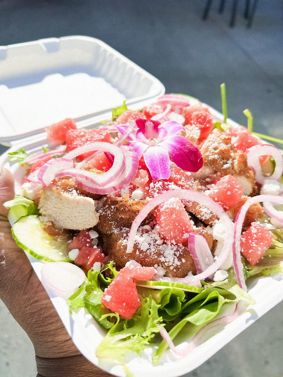 🍔 The Yard Newark 🍔 tweet media