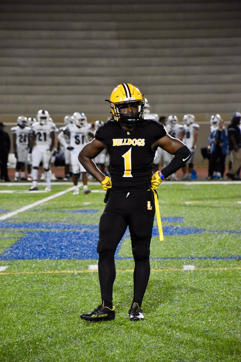 Check Out My End Of Season Highlights ! 
hudl.com/v/2J1tEG