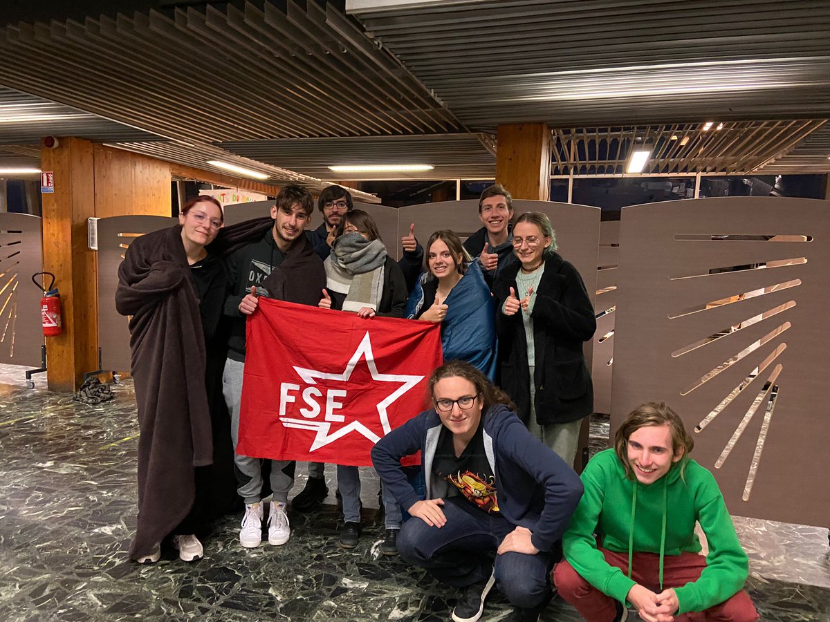 FSE_Rennes's tweet photo. Incroyable week-end à la #CSNFSE Des débats de qualité, merci à toustes les camarades 💕✊ https://t.co/XNx2srqbwj