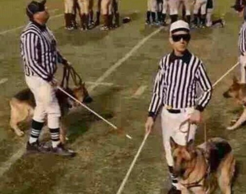 Nickelpickle68's tweet photo. Refs calling the @ChicagoBears game https://t.co/KDk6r2M7si