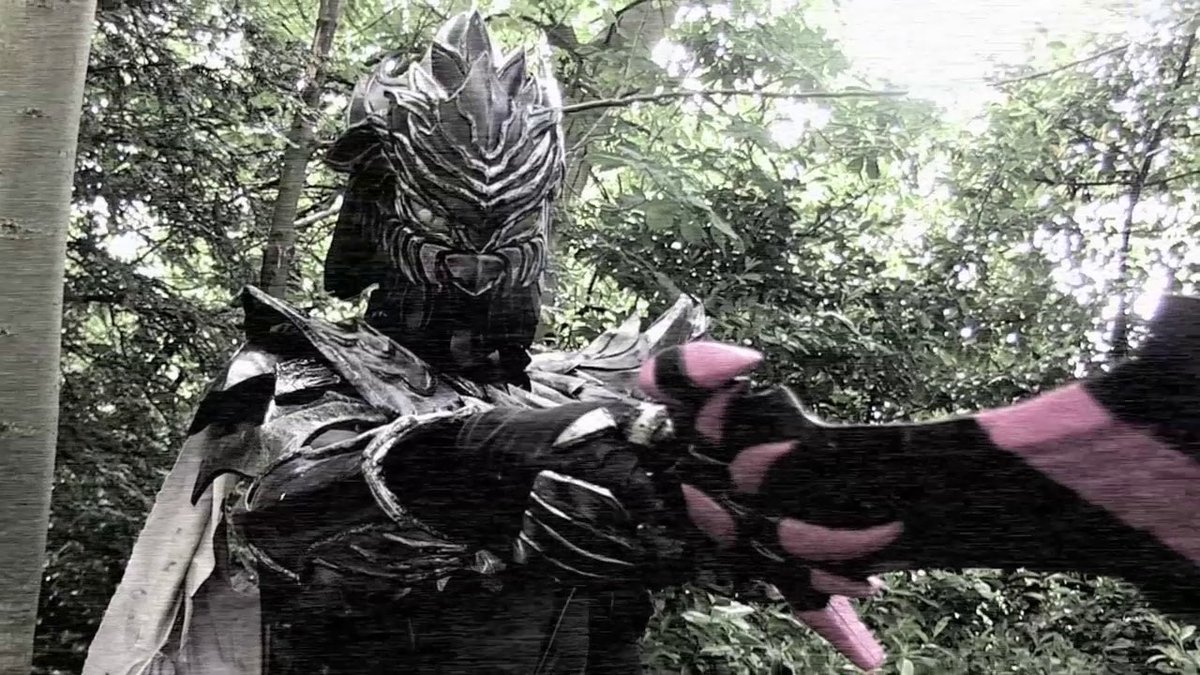 NextPageArchive's tweet photo. ...The beginning of the end...

#kamenrider #tokusatsu 

Watch Kamen Rider: Fake on Tokuverse: https://t.co/uTK87tpAEj https://t.co/YTvpgKam7j