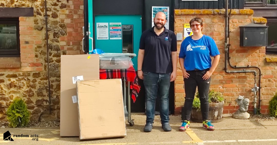 RandomActsOrg's tweet photo. Who here feels a connection to the wildlife? @RARepUKSouth Tobi has always felt a connection to wildlife. When a wildfire occurred in a conservation land in Norfolk, Tobi wanted to help @RSPCAEastWinch in aiding animals affected by the fire. Full Story: https://t.co/Qo0rvLTPnh https://t.co/lgmuN2sVmG