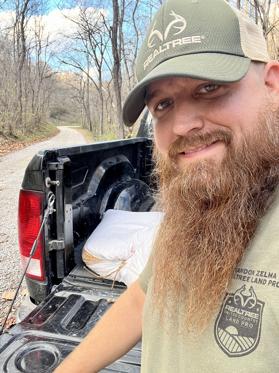 BrandonOhioLand's tweet photo. Property showing this morning in Perry County and then had to freshen up some corn piles going into this coming week. 🏹🦌📍Texting or emails works best for the time being. 740-438-3658 Brandon@RealtreeUCOhio.com #RealtreeLandPro #ohiolandsales #Ohio #deer #onlyinohio #ohiocheck https://t.co/VmVqJRjset