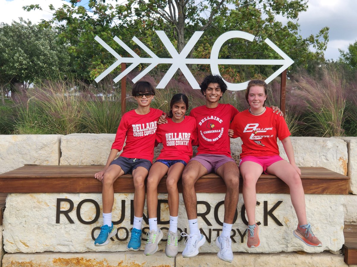 State Meet is in the books. Great season. This year. Boys won district girls finished second next year is going to be fun. #runnincards #cardinalproud <a href="/BellaireHigh/">Bellaire High School</a>