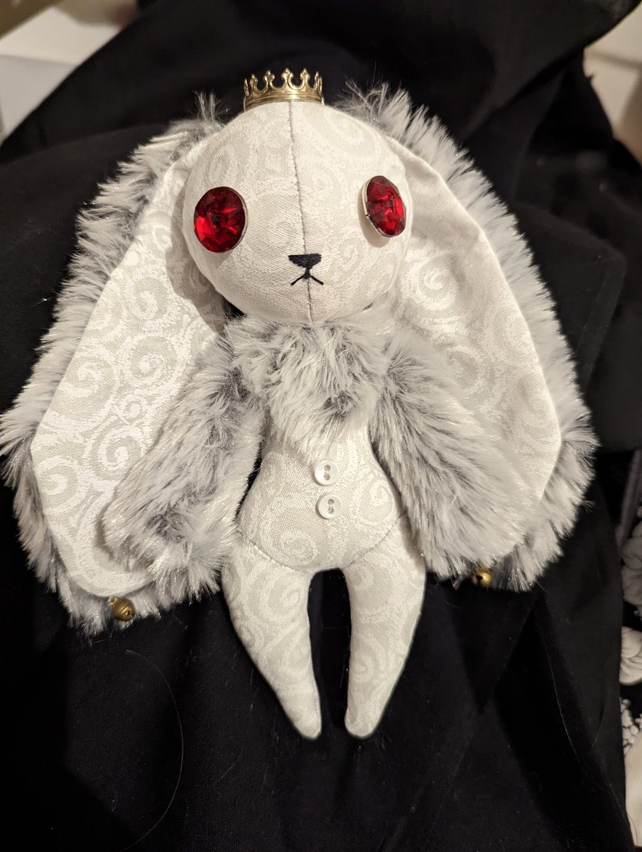 LoneIsleDruid's tweet photo. A winter prince is born!
#Ragrabbit https://t.co/FEj73QZcav