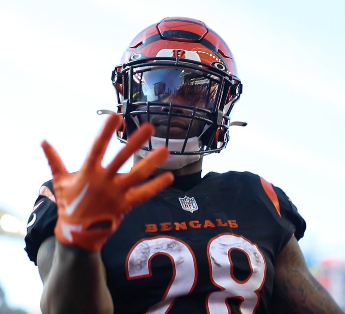 🖐

<a href="/Bengals/">Cincinnati Bengals</a> <a href="/Joe_MainMixon/">⚡️Primetime!!!⚡️</a>