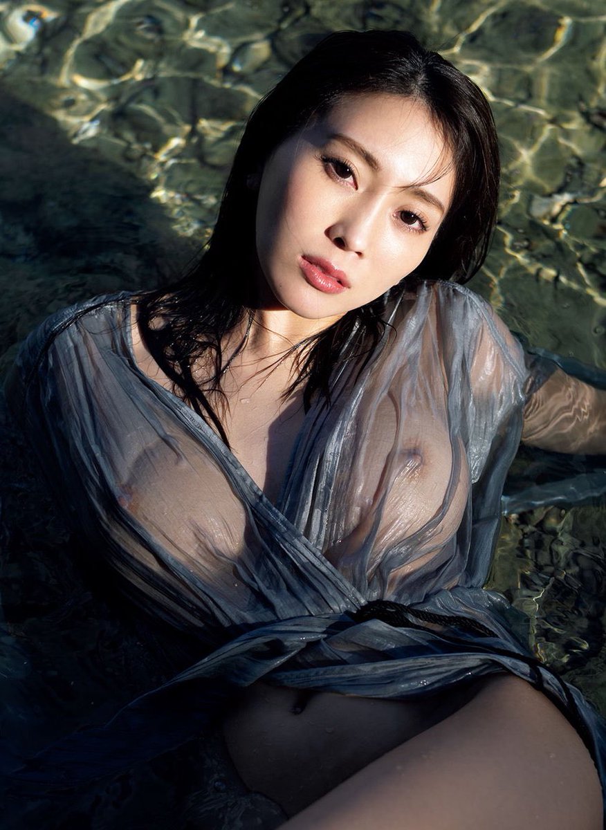 OPI_555's tweet photo. 森咲智美 https://t.co/FtFrqIM7ga