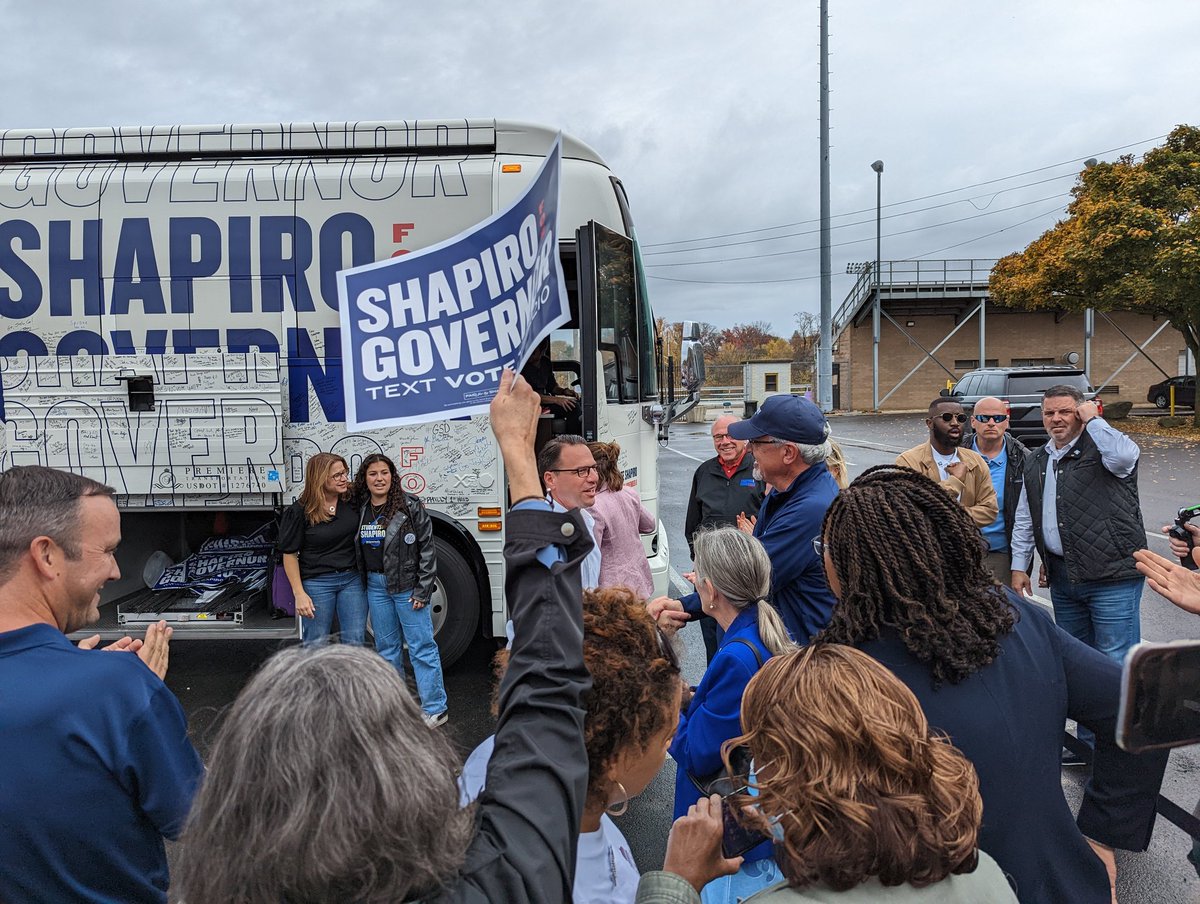 TimKearney4PA's tweet photo. Thanks to @JoshShapiroPA for stopping by Upper Darby today! Our freedoms are on the line on Tuesday. We must make sure we elect Josh as our next Governor. This election is too important to sit out. https://t.co/ISJ10szjKT