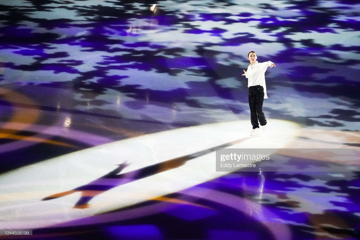 eunju975's tweet photo. #GPFigure
#AngersIDF2022
#FRA 🇫🇷 #Angers
#IDF22
11/06
#EX #Gala
#김예림 🇰🇷 https://t.co/QZMm4keS7J