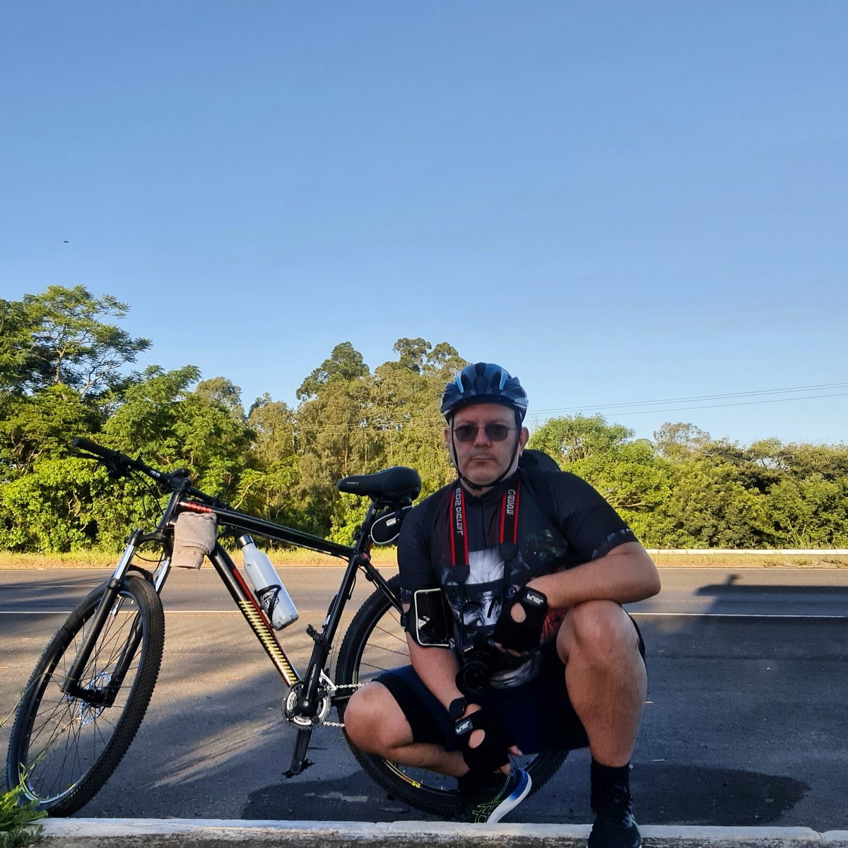ABiscaio's tweet photo. Dia de pedal on the road 👊 https://t.co/bPpvlfmyUo