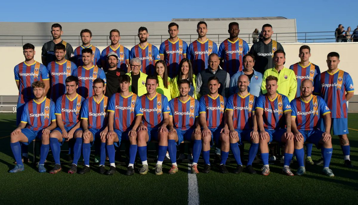 cfcaldes's tweet photo. Gran partit avui del @c.f.caldes davant un gran rival com es el @aecmanlleu 4-1 i hat-trick de @marc_estrada7 i un altre de @9sergiestrada
@golcat 
@catalunyafutbol 
@esportscaldesm 
@radiocaldes 
@noticiescalderi 
@OscarCastel_10
@xavio1 
📷 @guti_antonio https://t.co/Rm6OEmOWWK