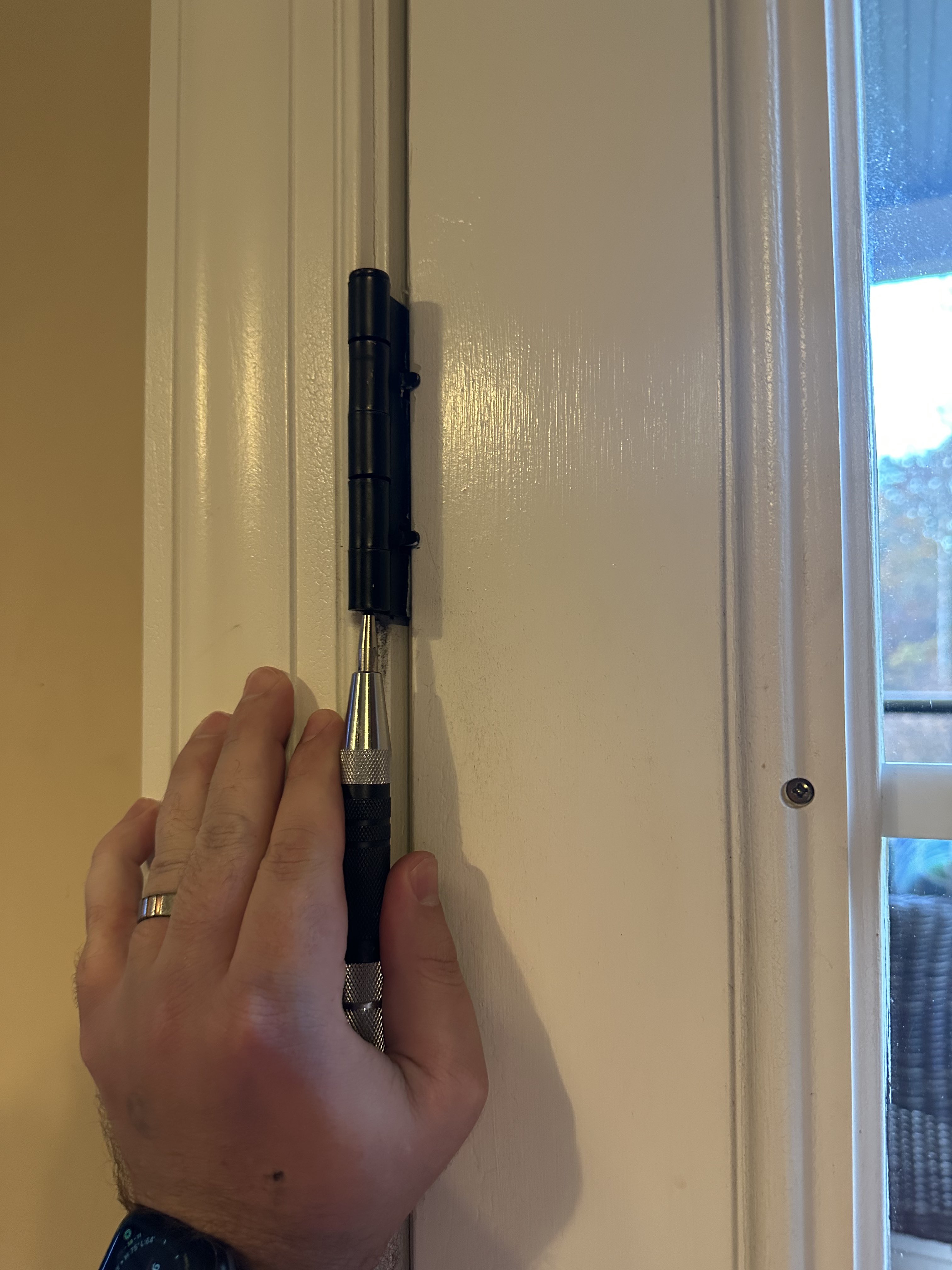 Nick_Craverinfosec.exchange on Twitter "Alrighty, bad door latch