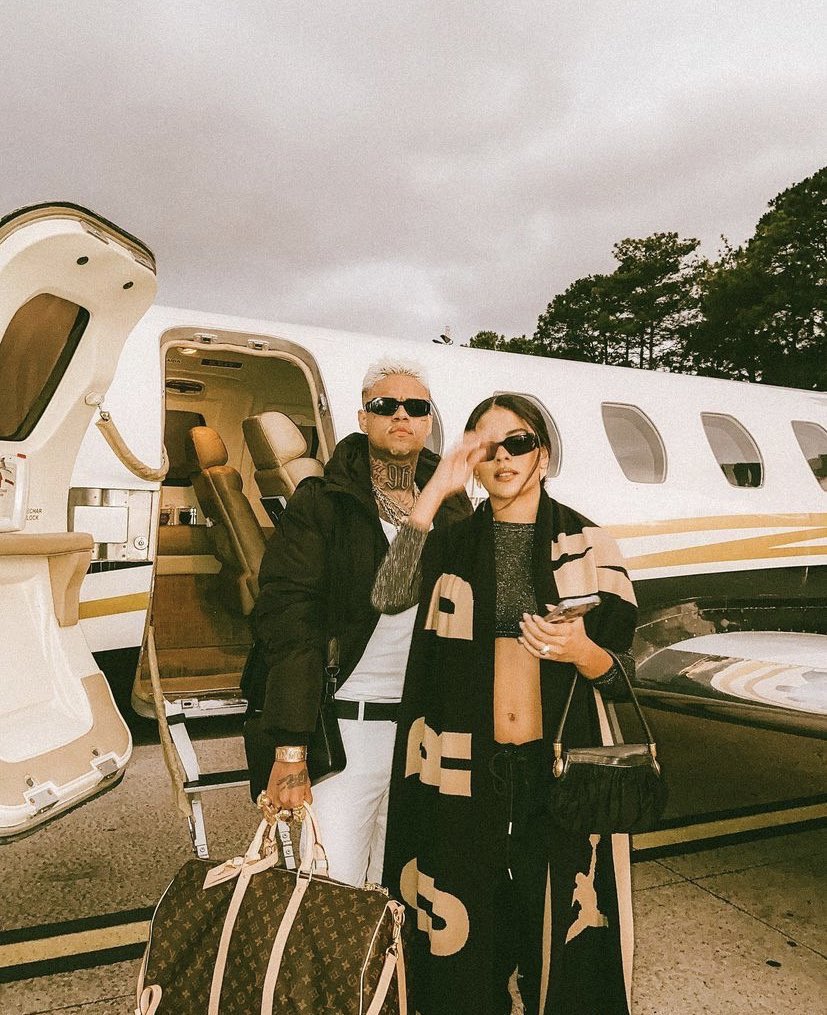 BrasilCabelinho's tweet photo. CASAL DO ANO! Mc Cabelinho e Bella Campos estão em São Paulo. O casal vão curtir juntos ao show do Travis Scott. https://t.co/SxlsWr6C7y