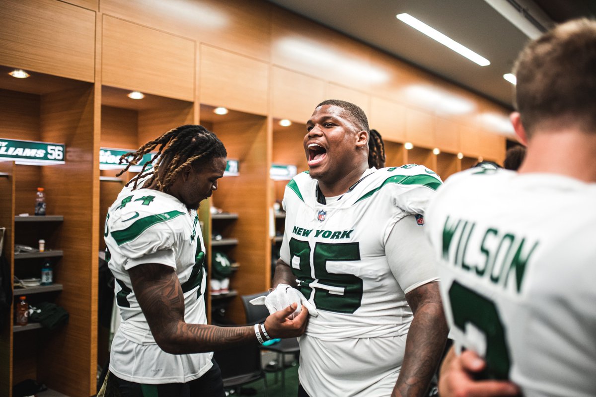 nyjets's tweet photo. This team. https://t.co/dq1HfOTy92