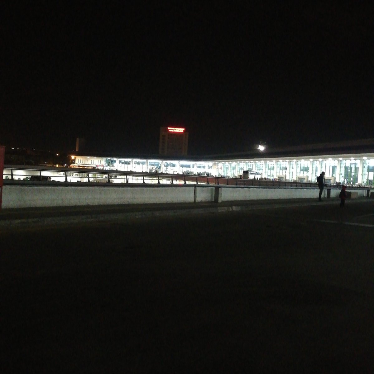 gece 01.16 tr'nin göt deliği aştideyim