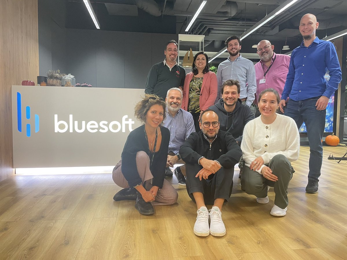 Bio-Phoenix tweet media