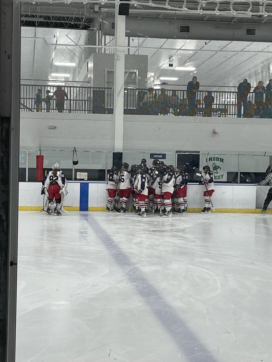 CBJGirlsU19's tweet photo. Jackets sweep the day winning 6-1 vs South Hills Panthers from PA.  ANOTHER hat trick from #5 Regan Davies and goals from @a_taylert @Sarah_t42 and #20 Bella Talebi.   Let’s go Jackets!   #allin #cbj #girlshockey https://t.co/89VE2BE1If