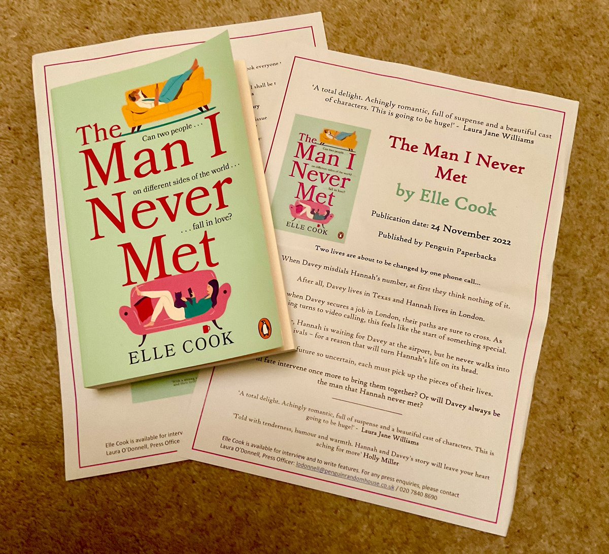 🙏Yet another belated thank you to @lauraodbooks @PenguinUKBooks @centurybooksuk for my surprise copy of #TheManINeverMet by #ElleCook 
Thank you so much for this delightful sounding story! 
Out late November….

“Two lives are about to be changed by one phone call”
