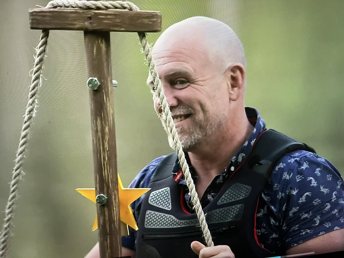 miketindall13's tweet photo. 🐛🕷 Mike’s been in some pretty successful teams in his life, but they’ve never had to win challenges like this for food! Top work @Sue_Cleaver @_OwenWarner ⭐️ ⭐️ ⭐️ #ImACeleb #TindsDownUnder https://t.co/2b0iyG1FlI