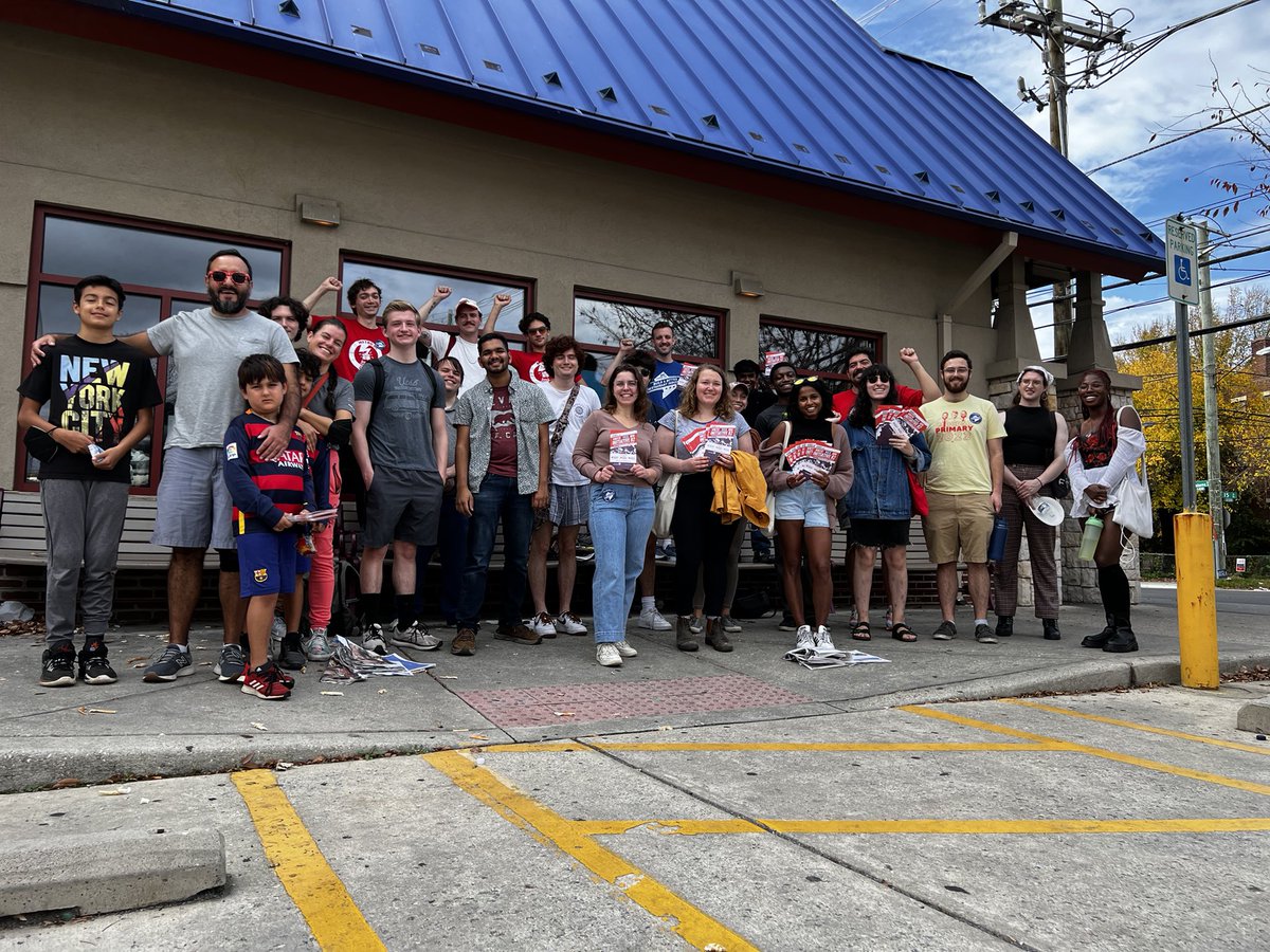 mdc_dsa's tweet image. And that’s a wrap!! We had incredible turnout for our last Initiative 82 canvass before Election Day and spent the day talking with our neighbors in Ward 8. 

Thank you to every volunteer who came out this cycle and helped us knock more than *18,000* doors 🚪 🌹🤩 Vote YES on 82!