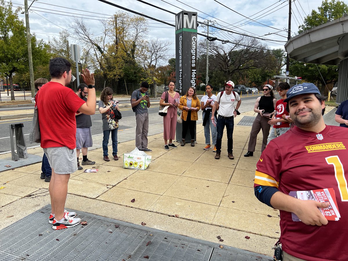 mdc_dsa's tweet image. And that’s a wrap!! We had incredible turnout for our last Initiative 82 canvass before Election Day and spent the day talking with our neighbors in Ward 8. 

Thank you to every volunteer who came out this cycle and helped us knock more than *18,000* doors 🚪 🌹🤩 Vote YES on 82!