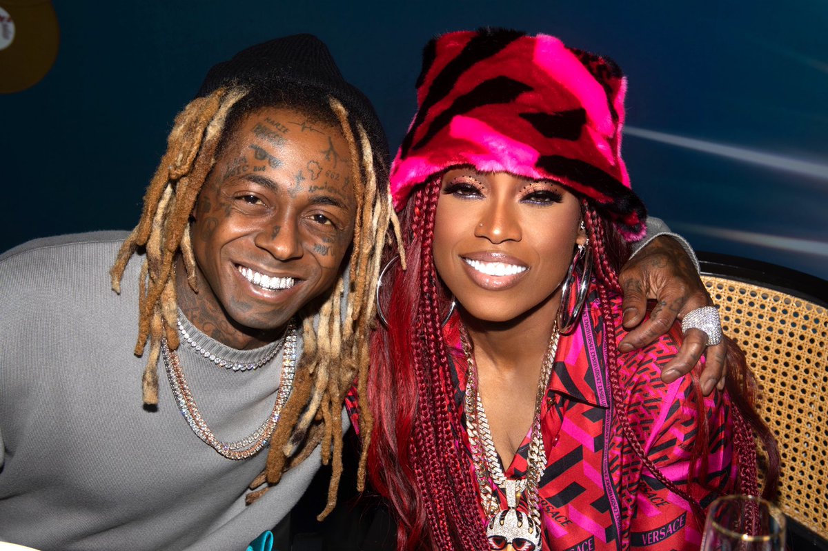 MissyElliott's tweet photo. .@LilTunechi You have Birthed a whole generation after you &amp; Its easy for people to acknowledge Some1’s GREATNESS when their no longer around but I want you to know YOU ARE LEGENDARY no matter who thinks differently YOUR BLUEPRINT is PRESENT!👑No debate💯💕 https://t.co/9CB5h9VZq2