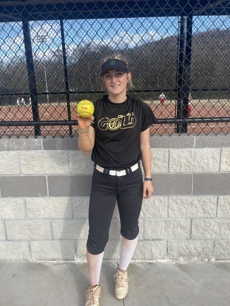 MaddieCrouch11's tweet photo. A weekend of ups and downs at scenic city, but we fought as a team, and could not be more proud of us. Our first game Saturday I went 3-3 with two hard hits and a bomb over center field fence to get the game started off @PackSoftball @ErskineSoftball @LMC_Softball @ecu__softball https://t.co/yf2PI1Qjwc