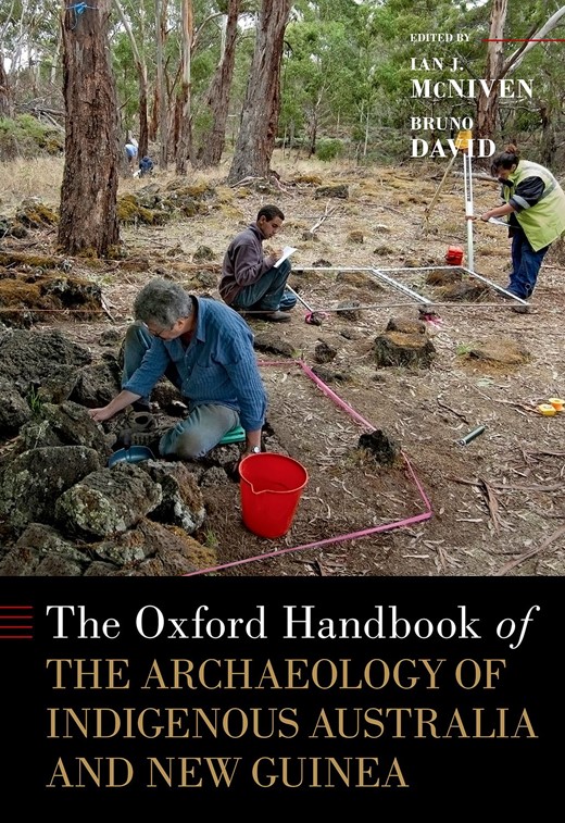 Our (Cassie Rowe, Simon Connor, Janelle Stevenson, and myself) chapter on 'fire & the transformation of #landscapes' in the 'Oxford Handbook of the Archaeology of #Indigenous #Australia and #NewGuinea' is now out. tinyurl.com/FireandLandsca…